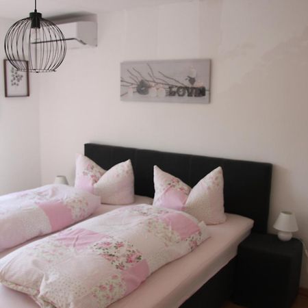 Fewo Weinland Apartment Zweibrücken Екстериор снимка